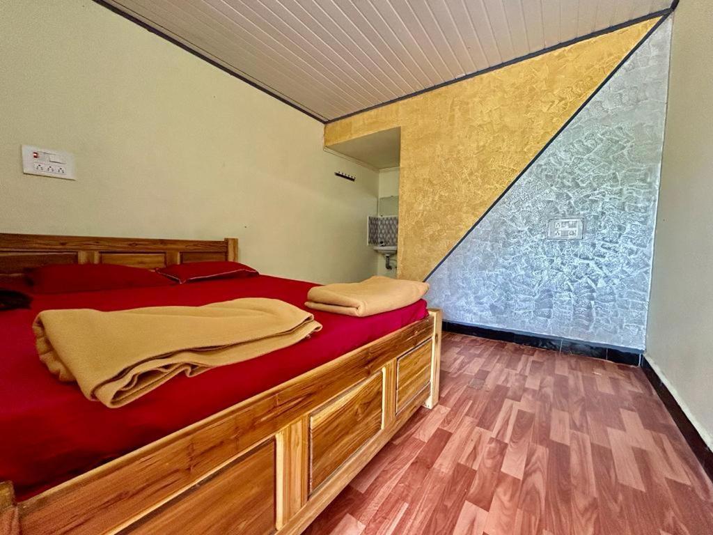 Dandeli Goldfinch Resort Eksteriør billede